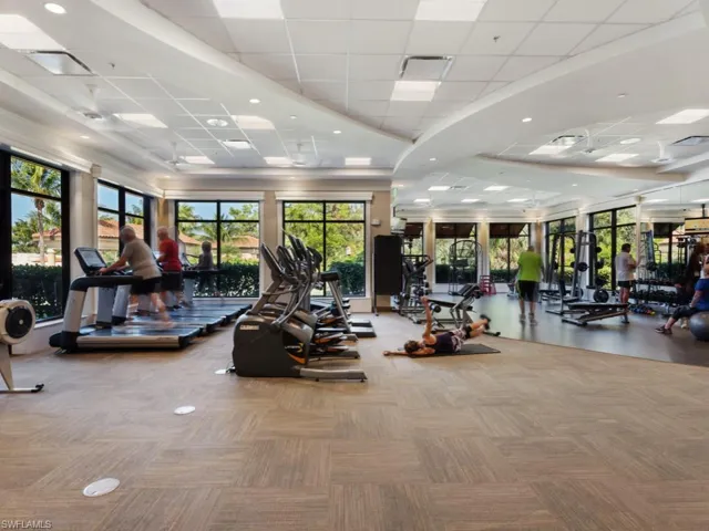 9529 Avellino Way 2815, Naples, Florida 34113