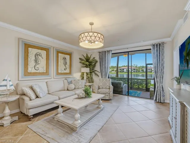 9529 Avellino Way 2815, Naples, Florida 34113