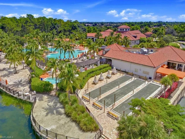 9529 Avellino Way 2815, Naples, Florida 34113