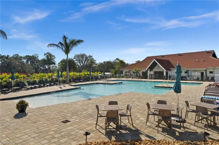 500  Veranda  WAY, Naples, FL 34104
