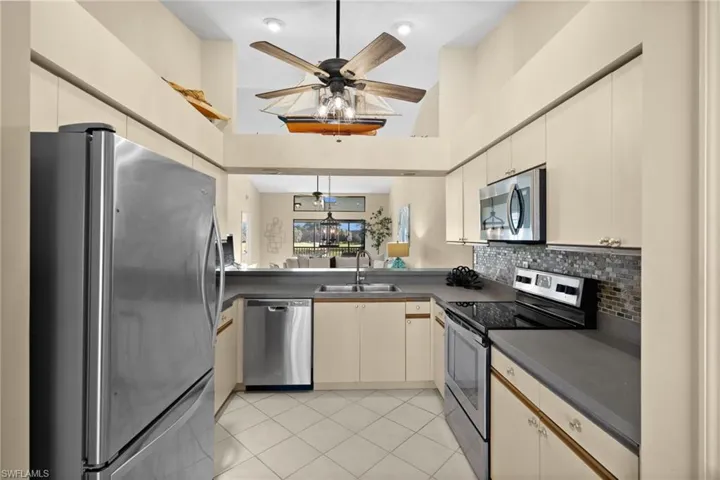 500  Veranda  WAY, Naples, FL 34104