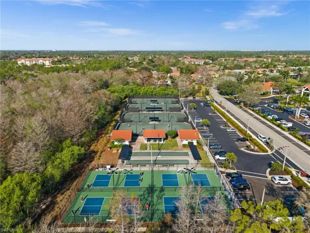 500  Veranda  WAY, Naples, FL 34104