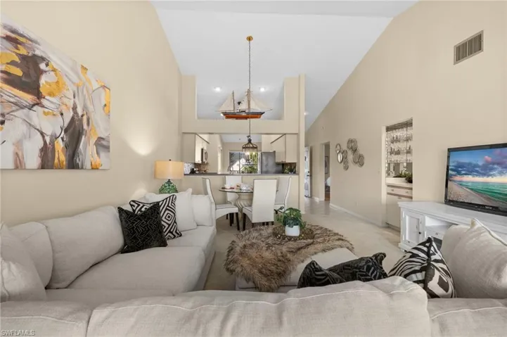 500  Veranda  WAY, Naples, FL 34104