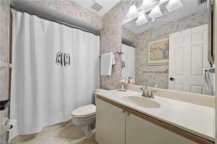 500  Veranda  WAY, Naples, FL 34104