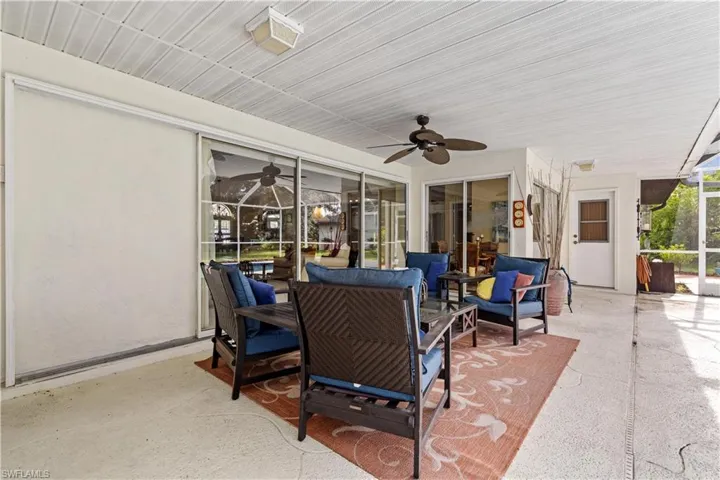View of patio / terrace with ceiling fan