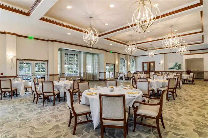 Clubhouse Dining