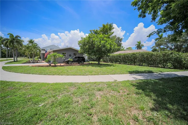 1410 Paloma Dr, Fort Myers, Florida 33901