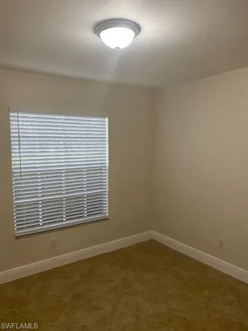 1626 Ne 35th Ter, Cape Coral, Florida 33909