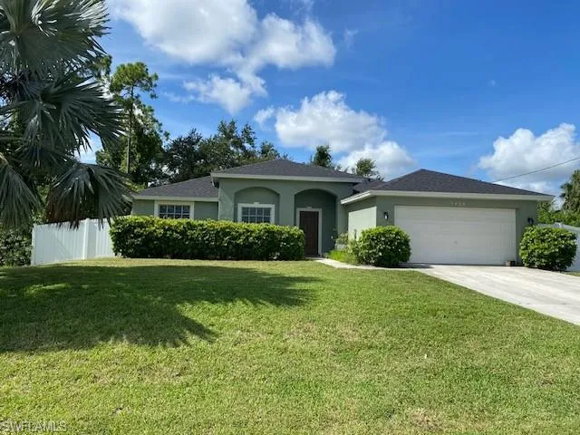 1626 Ne 35th Ter, Cape Coral, Florida 33909