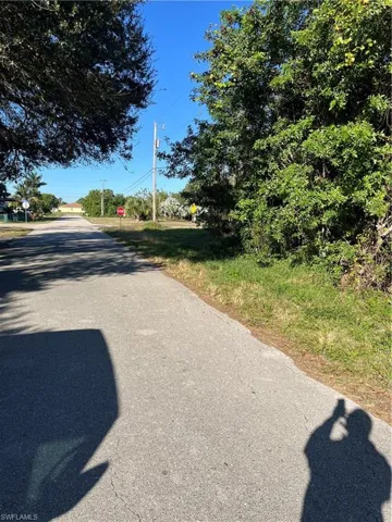Road View