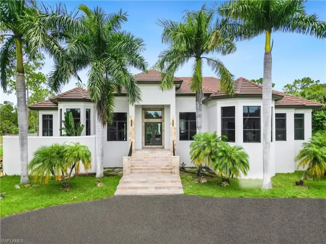 1361 Golden Gate Blvd W, Naples, Florida 34120
