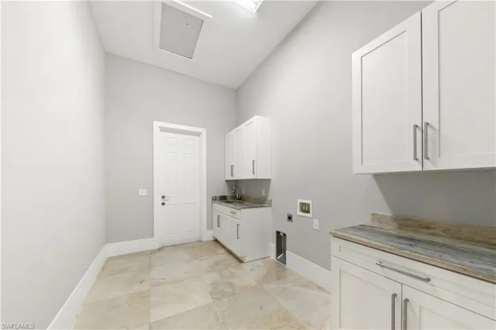 1361 Golden Gate Blvd W, Naples, Florida 34120