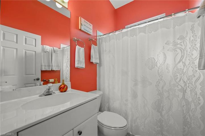 Guest Bathroom #3/Pool Bath