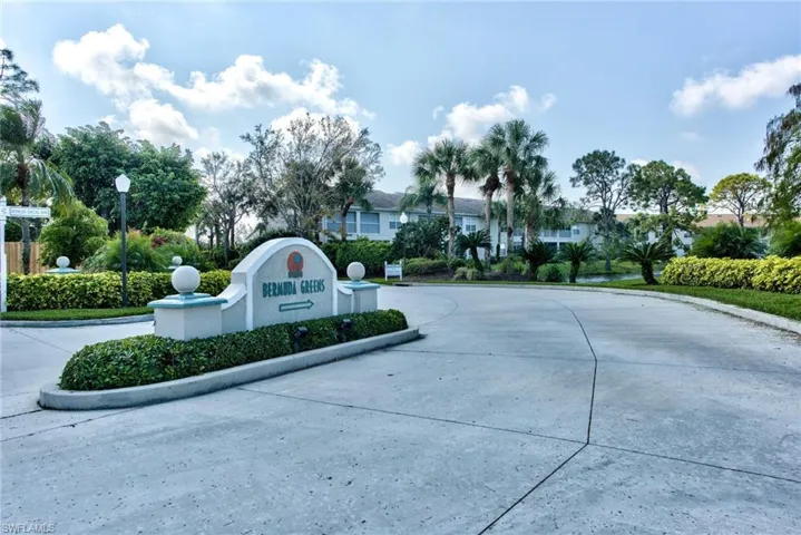1613  Bermuda Greens  BLVD, Naples, FL 34110