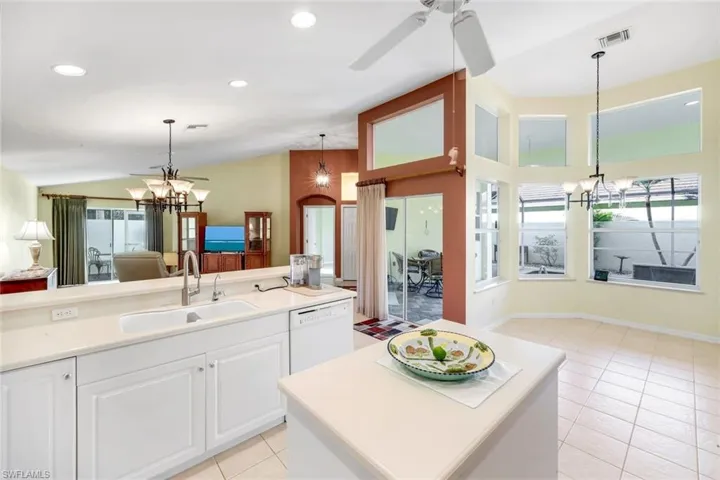 1201 Jardin Dr, Naples, Florida 34104