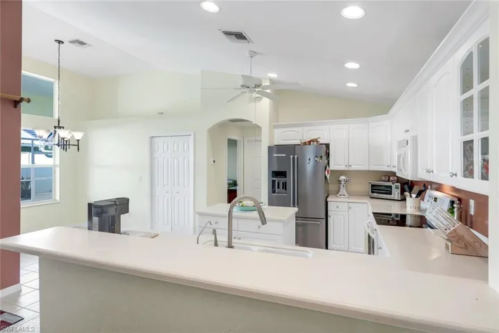 1201 Jardin Dr, Naples, Florida 34104