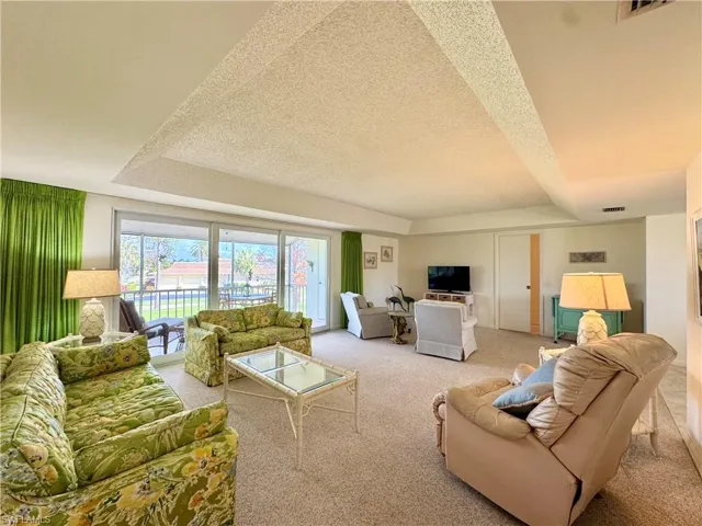 159  Quails Nest  RD, Naples, FL 34112