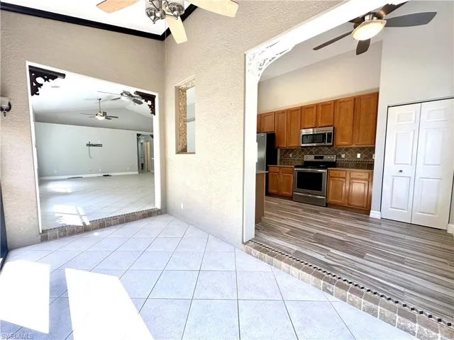 Enclosed Sunroom/Kitchen
