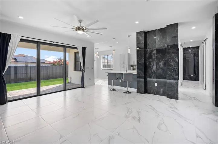 24  Crestwood S CIR, Lehigh Acres, FL 33936