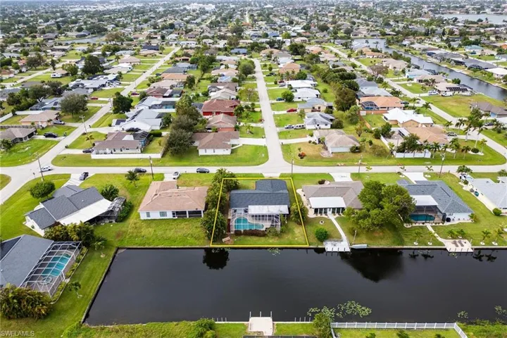 601 SE 23rd  AVE, Cape Coral, FL 33990