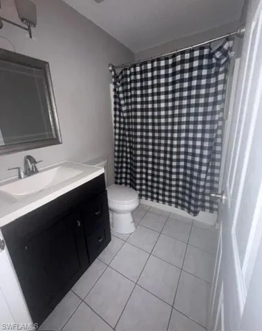 11607 Mckenna Ave, Bonita Springs, Florida 34135