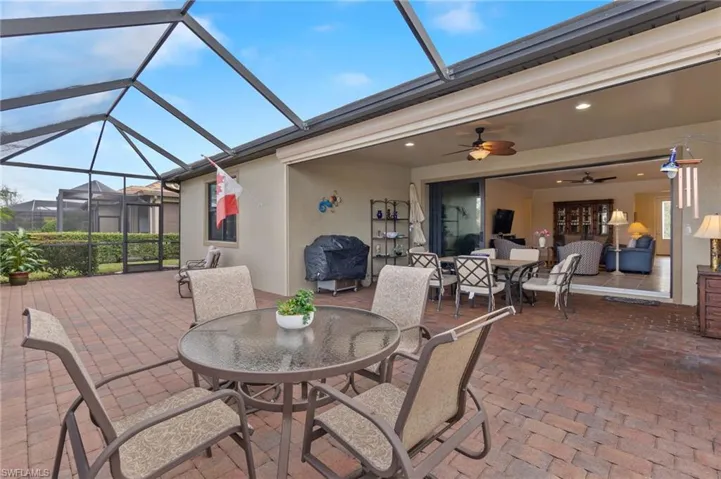 7063  Winding Cypress  DR, Naples, FL 34114