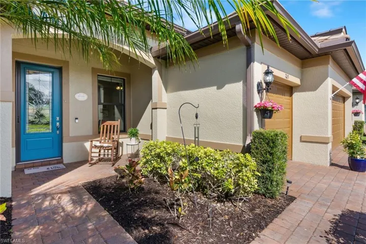 7063  Winding Cypress  DR, Naples, FL 34114