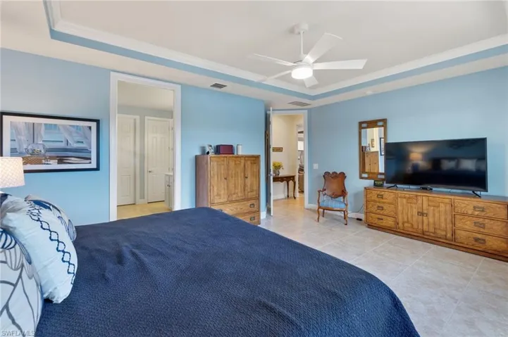 7063  Winding Cypress  DR, Naples, FL 34114