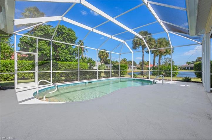 Lakefront Pool