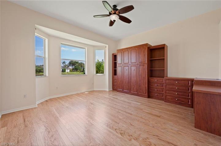 Guest Bdr / 2nd Den w Murphy Bed