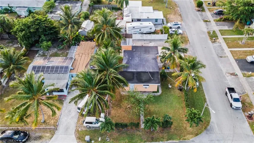 1236  PEAK  RD, Lantana, FL 33462