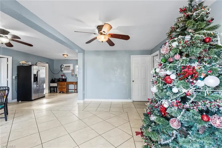 1236  PEAK  RD, Lantana, FL 33462