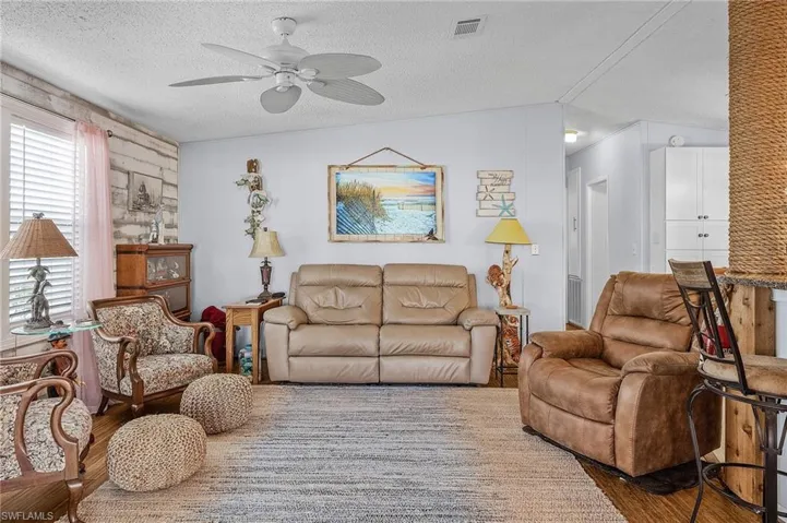 9092  Flamingo  CIR, North Fort Myers, FL 33903