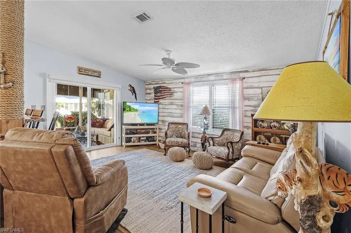 9092  Flamingo  CIR, North Fort Myers, FL 33903