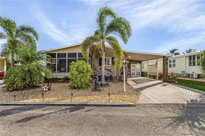 9092  Flamingo  CIR, North Fort Myers, FL 33903