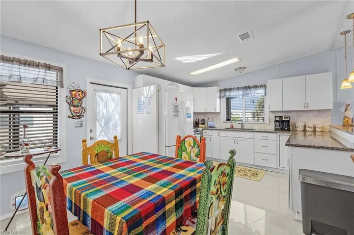 9092  Flamingo  CIR, North Fort Myers, FL 33903