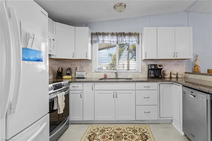 9092  Flamingo  CIR, North Fort Myers, FL 33903
