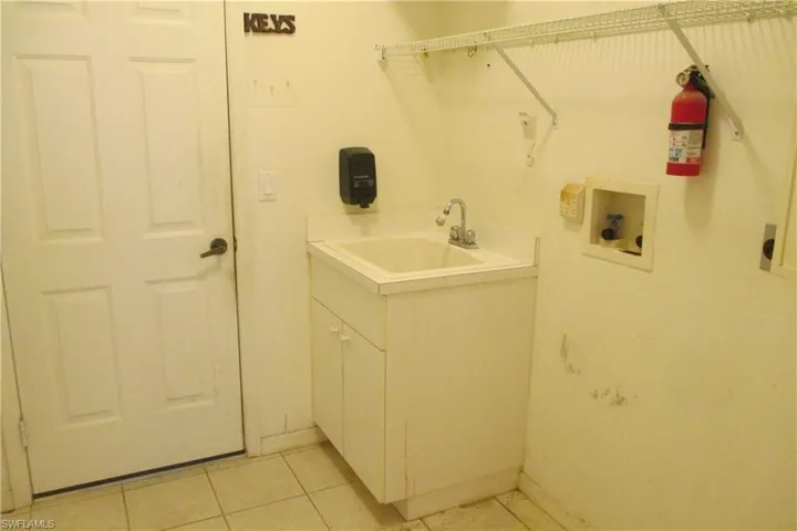 8921  Springwood  CT, Bonita Springs, FL 34135