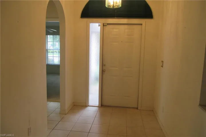 8921  Springwood  CT, Bonita Springs, FL 34135
