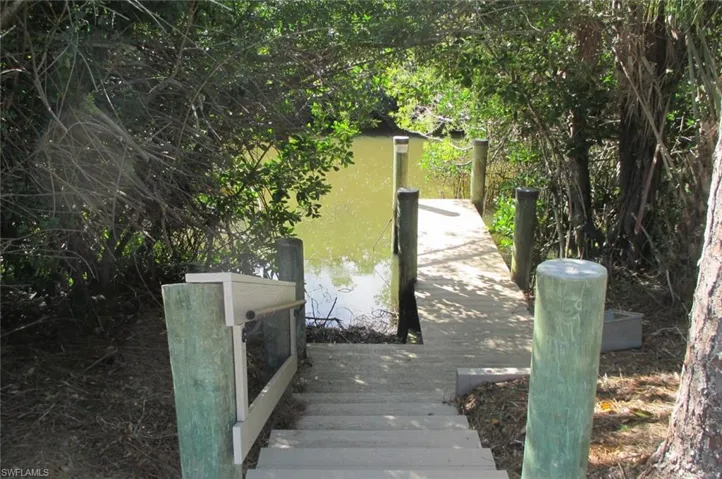 8921  Springwood  CT, Bonita Springs, FL 34135