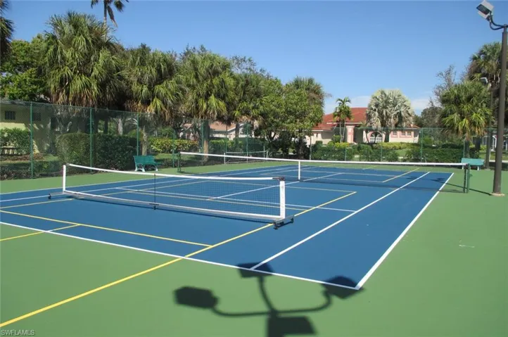 8921  Springwood  CT, Bonita Springs, FL 34135
