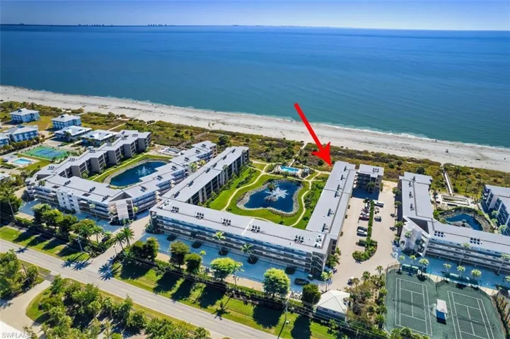 Direct Gulf views