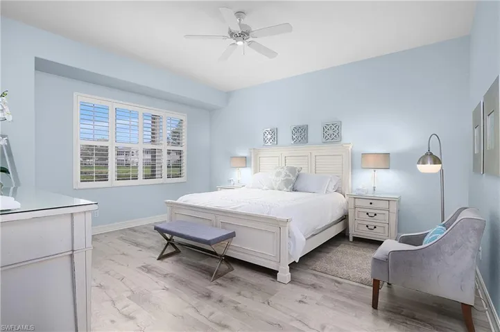 3099 Lancaster Dr 7-701, Naples, Florida 34105