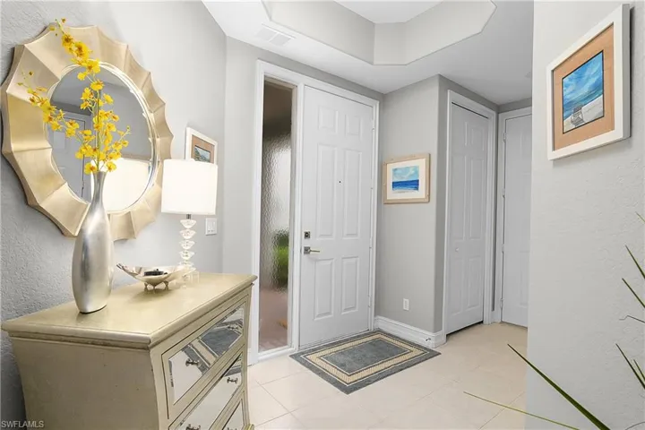 3099 Lancaster Dr 7-701, Naples, Florida 34105