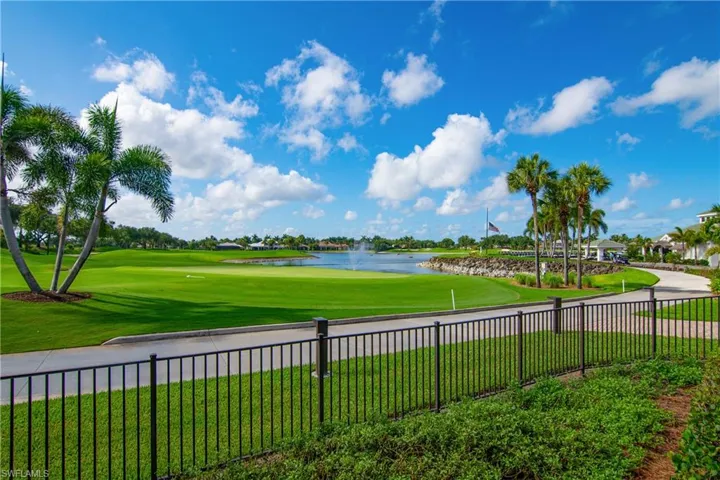 3099 Lancaster Dr 7-701, Naples, Florida 34105