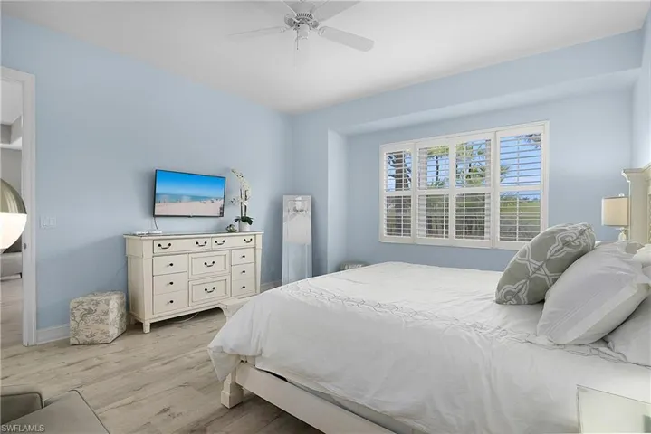 3099 Lancaster Dr 7-701, Naples, Florida 34105