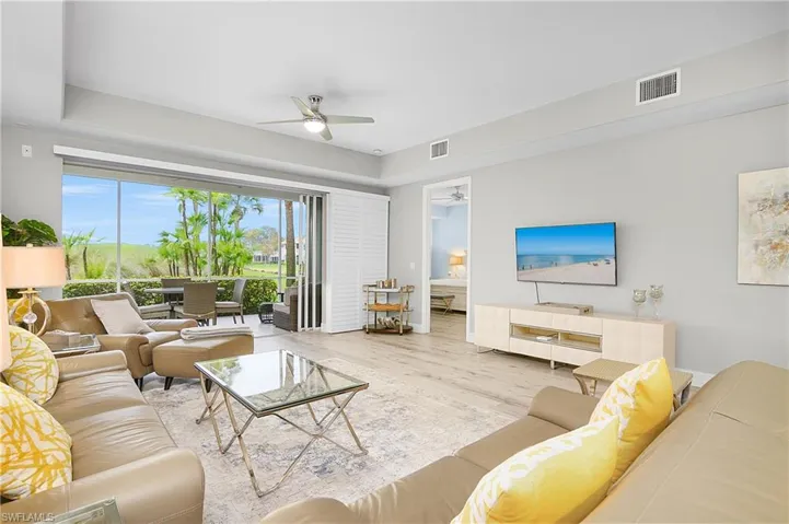 3099 Lancaster Dr 7-701, Naples, Florida 34105