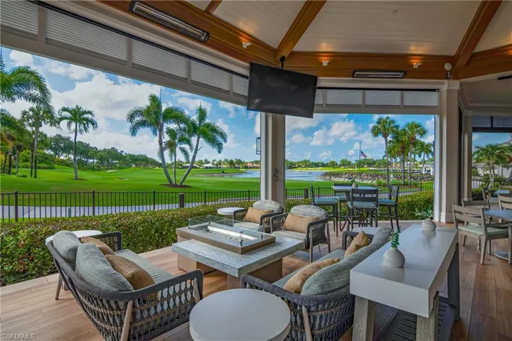 3099 Lancaster Dr 7-701, Naples, Florida 34105
