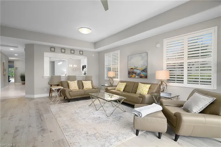 3099 Lancaster Dr 7-701, Naples, Florida 34105