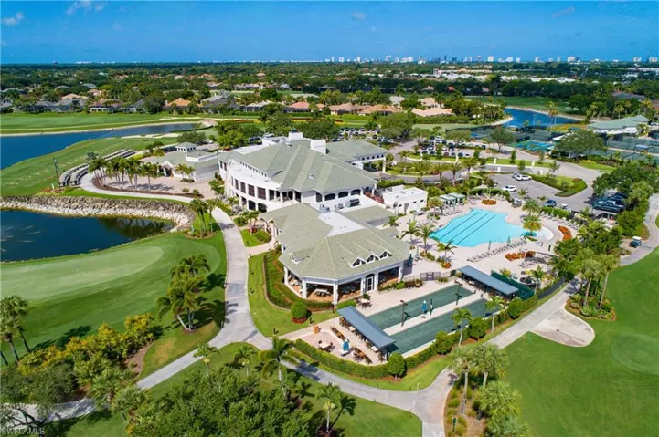 3099 Lancaster Dr 7-701, Naples, Florida 34105